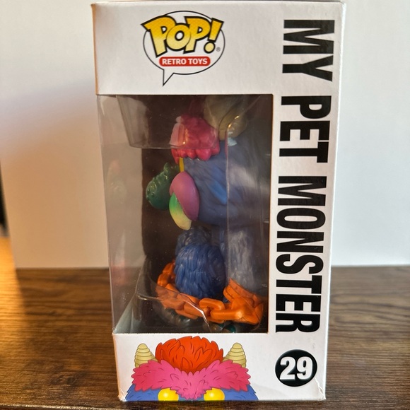 Pop My Pet Monster Vinyl Figure with Blue and Pink - Picture 2 of 6